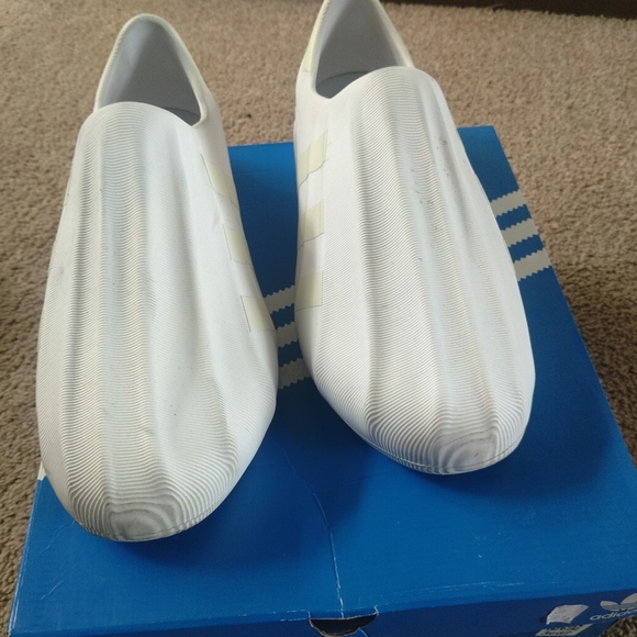 MEN SHOES - Picture 6 of 6